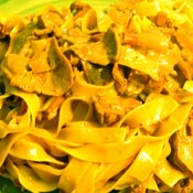 Tagliatelle con i finferli freschi