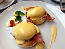 Uova Benedict