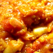 Fagioli con salsiccia al pomodoro
