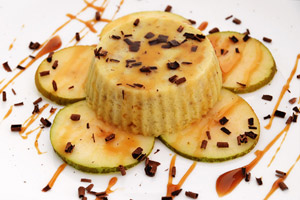 Flan di pere, salsa mou e cioccolato fondente
