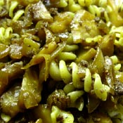 Fusilli con salsiccia e sedano rapa