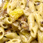 Mezze penne con aringa e trevigiano