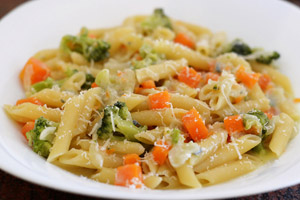 Pasta ai formaggi con zucca e broccoli