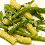 Sedanini con grana e fagiolini