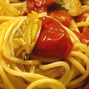 Spaghetti con vongole e pomodorini