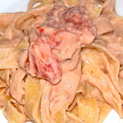 Tagliatelle al salmone