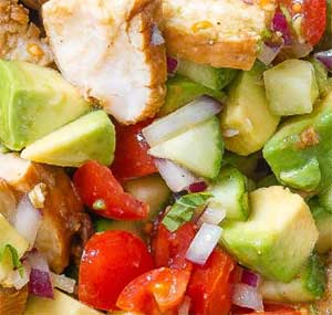 Insalata di pollo e avocado light