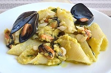 Pasta patate cozze salentina