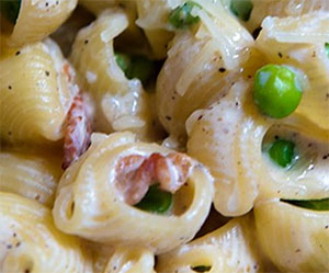 Pasta piselli e pancetta