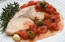 Pesce spada pomodoro capperi olive